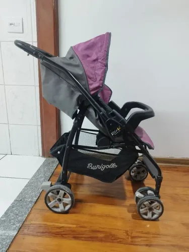 Carrinho de bebê Burigotto Rio K - Reclinável - Capota de chuva/Solar