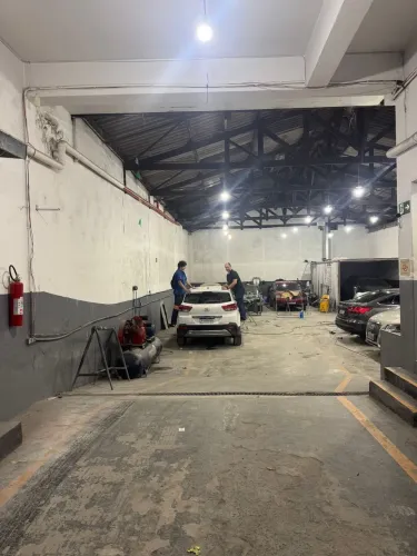 Oficina de Funilaria e Pintura 