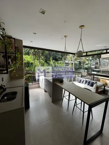 Recreio dos Bandeirantes | Apartamento 3 suítes alto padrão no Posto 9