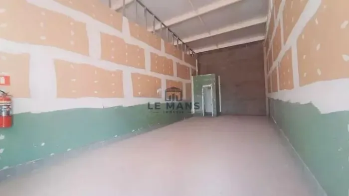 Salão para alugar em Piracicaba, Piracicamirim, com 60 m²
