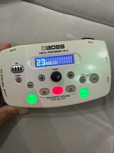 Processador de efeito vocal BOSS VE 5