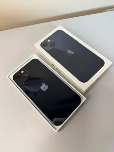 iPhone 13 - 128 GB | Azul-escuro | Impecável