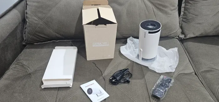 Projetor Magicube HY300