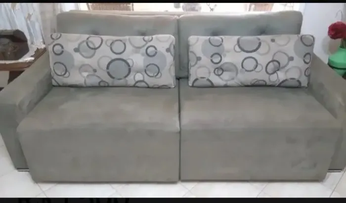 Sofá 4 Lugares 2,3m Tecido Suede Molas Bonnel Assento Retrátil Cinza Escuro com Almofadas