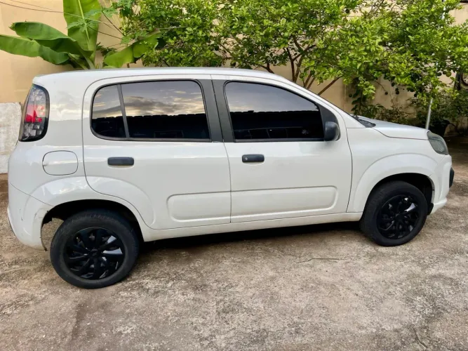 Fiat Uno Drive 1.0 Flex 6V 5P 2018