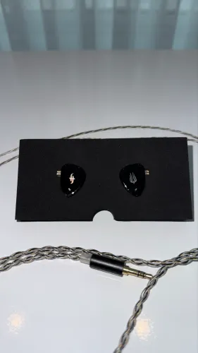 Fone intra-auricular Simgot EM6L