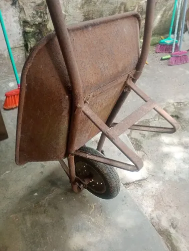 Vendo ese carinho e não localização Itabaiana busca