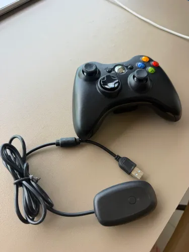 Controle de xboz 360 + cabo para conectar no computador para conexão sem fui