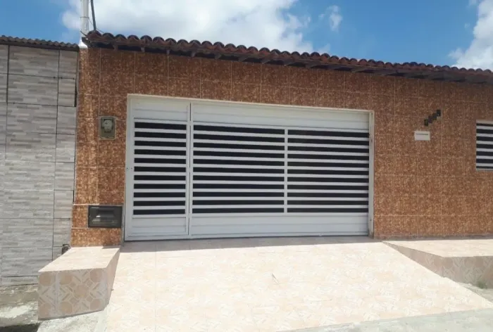 Fabricação de portão em alumínio 