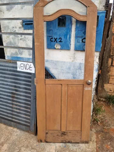 Porta de madeira sem vidro