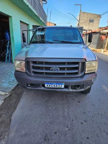 Vende-se Caminhão F4000 2007