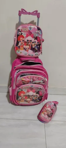 Mochila c/ lancheira e estojo LOL