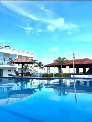 Refúgio em Jacumã: Apto. Mobiliado 57m², com acesso exclusivo à praia.