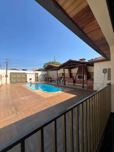 CASA 2/4 NO bairro. SANTA ISABEL EM VG COM PISCINA