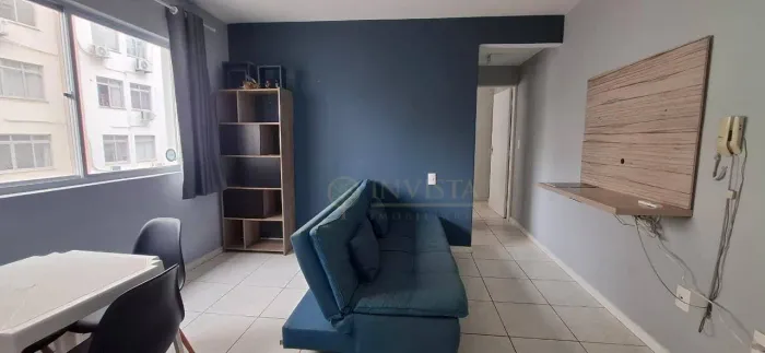 Apartamento com 1 quarto para alugar no Centro de Florianópolis.