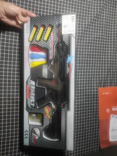 Brinquedo de disparo