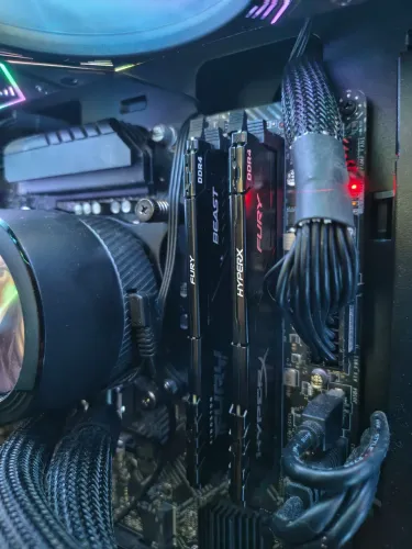 (2x16GB) DDR4 3200MHz Memória RAM Kingston | Envio OLX Pay | Aceito Cartão | Entrego