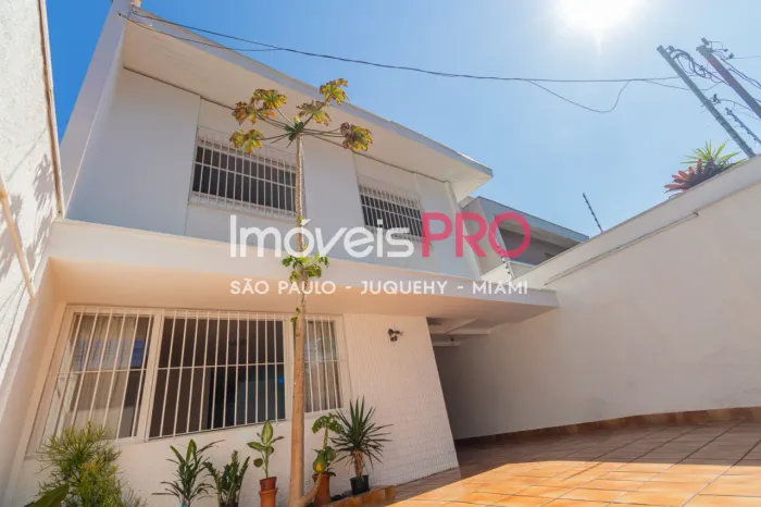 Linda casa para locação em Moema com 310m2