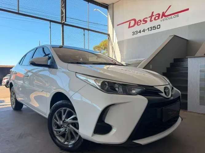 Toyota Yaris XS Sedan 1.5 Flex 16V 4P Aut. 2024