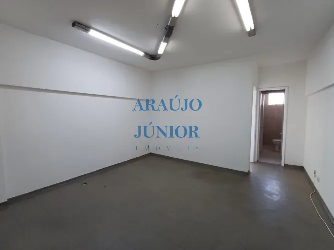 Sala Comercial de Alto Padrão no Centro de Americana-SP: 1 sala, 1 banheiro, 1 vaga de gar
