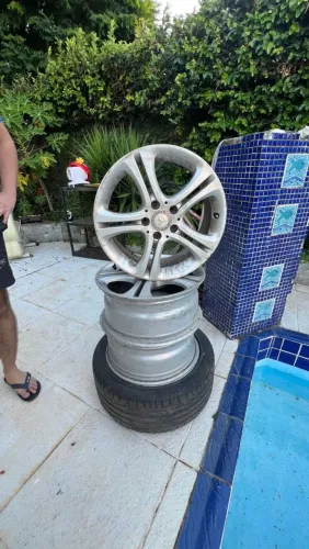 RODAS ARO 17 MERCEDES (A200) OPORTUNIDADE