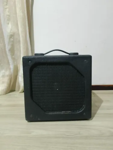 Amplificador Voxstorm CG 25