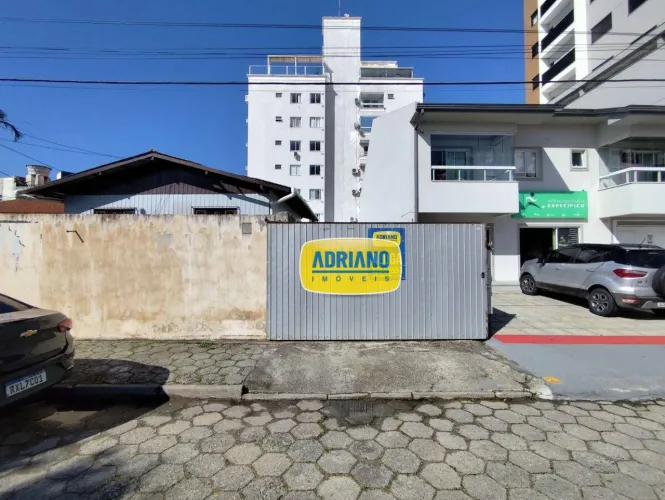 Terreno para alugar, 300 m² por R$ 3.921,36/mês - Kobrasol - São José/SC