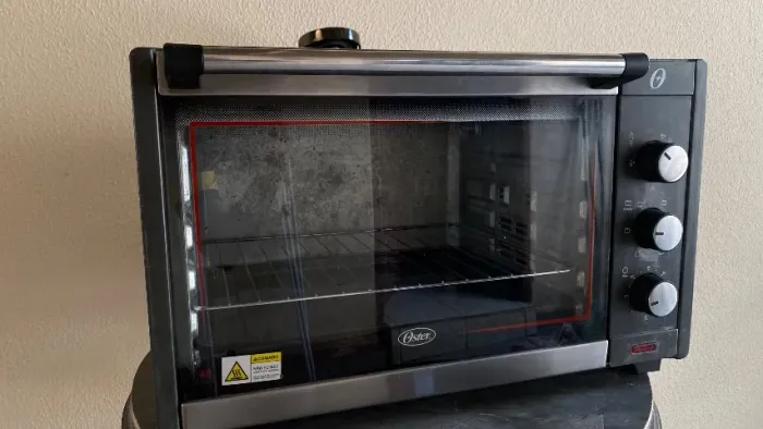 Forno elétrico Oster 45L