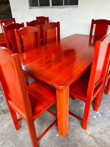 Mesa 6 cadeiras