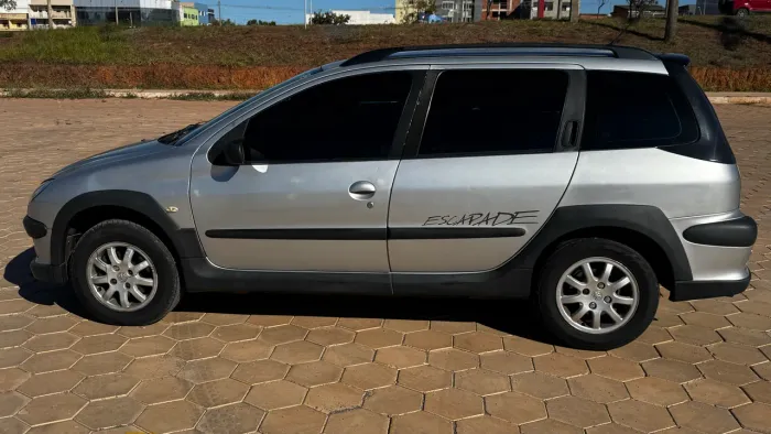 Peugeot 206 SW Escapade 1.6 16V Flex 5P 2008