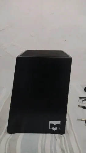 Cajon elétrico e acústico Fsa