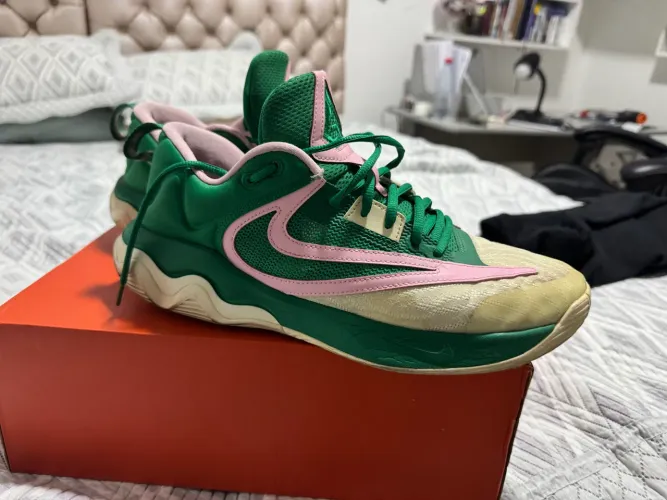 Tênis Nike Basquete giannis 3