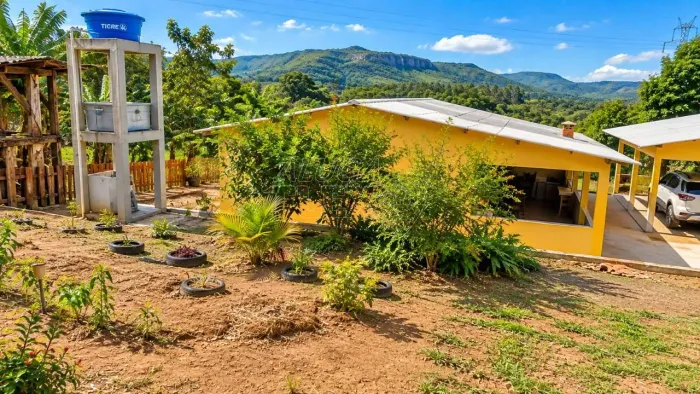 Chácara à venda com 48000 m² por R$350.000,00