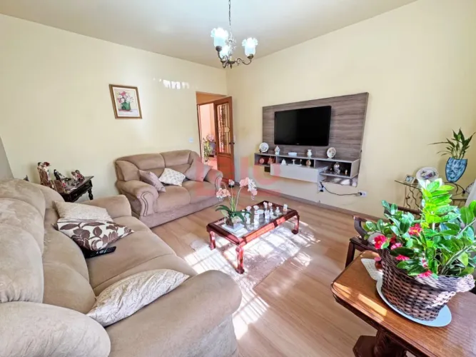 Sobrado à venda no Residencial Cidade Nova conforto, espaço e excelente localização em Ma