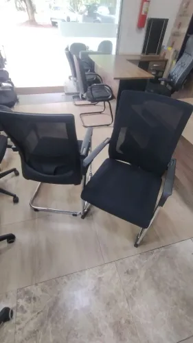 Cadeira fixa em tela