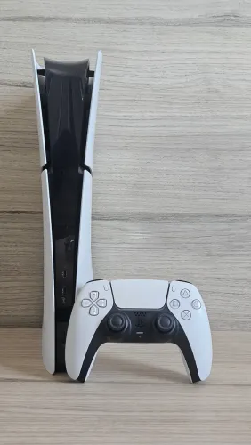 Playstation 5 Slim + Jogos