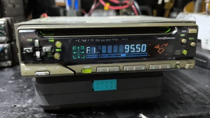 Rádio Pionner DEH 535 highi