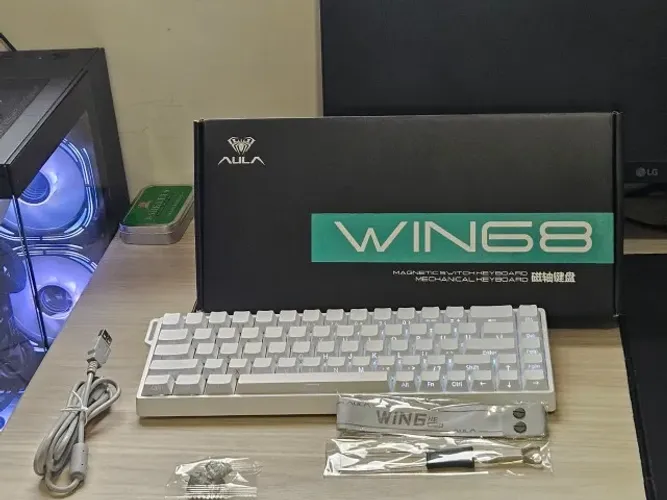 TECLADO WIN68 HE (NOVO)