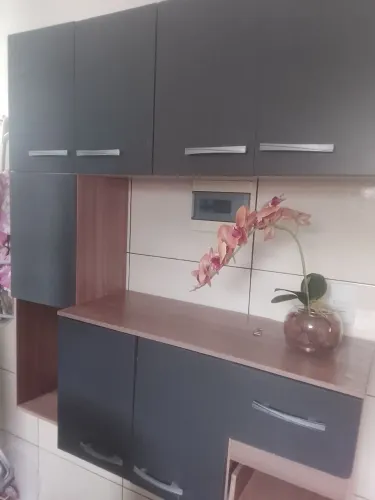 Móvel de cozinha pra vender logo tô me mudando