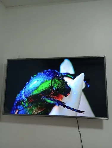 Tv smart LG 4k 50 polegadas semi nova R$1.350