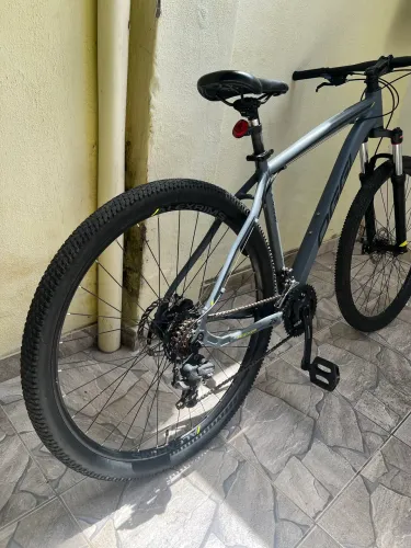 Bicicleta OGGI Hacker Sport 29