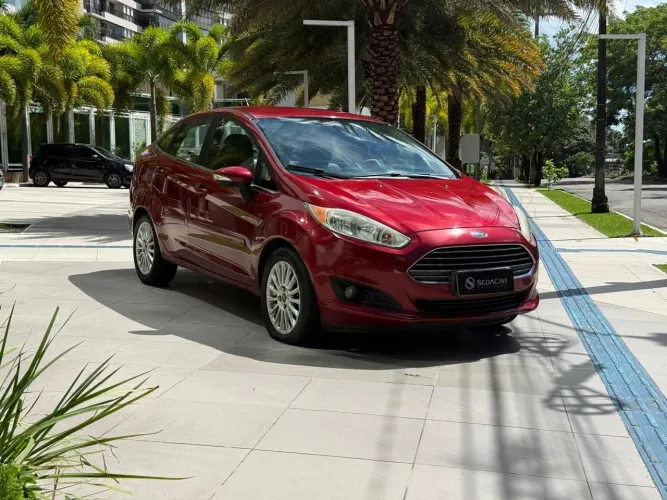 Ford Fiesta Titanium 1.6 16V Flex Power Shift 2014