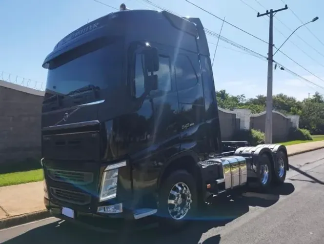 Volvo fh 540 6x4 2016 globetrotter particular