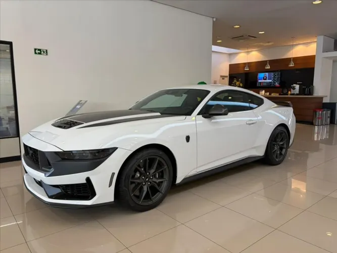 Ford Mustang DARK HORSE 5.0 V8 AUT. 2025
