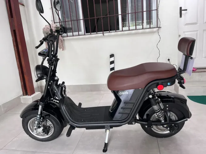 Scooter elétrica x12 moto chefe