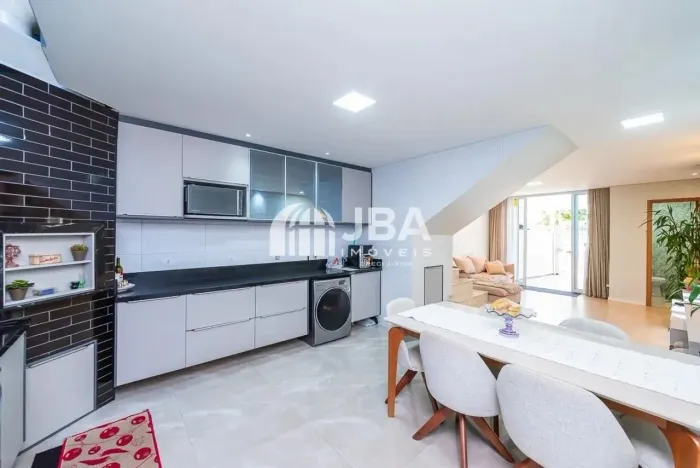 SOBRADO MODERNO NO UMBARÁ