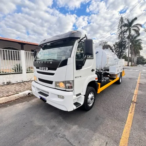 Iveco Vertis 90V16 - Tanque Combinado Hidrojato e Vácuo 