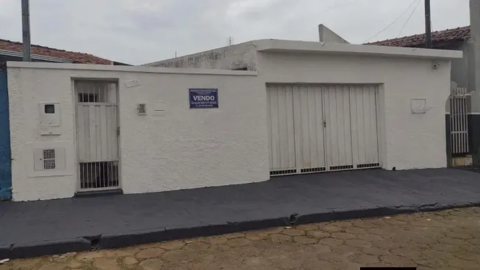 Oferta de oportunidade - Casa a venda - Espaçosa e aconchegante 