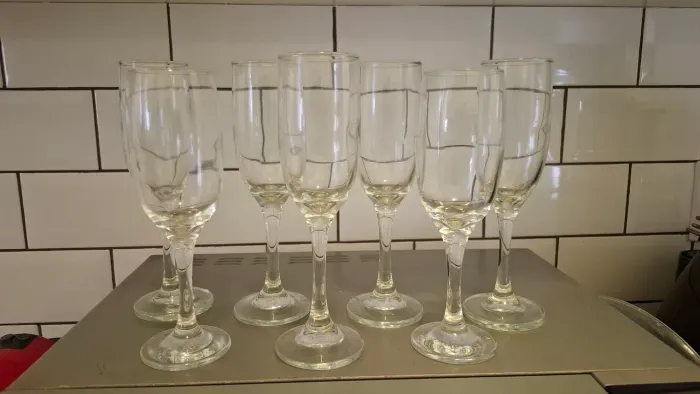 Taças de espumante de vidro