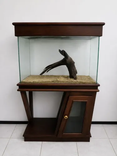 Vendo aquário 126 L com móvel de madeira